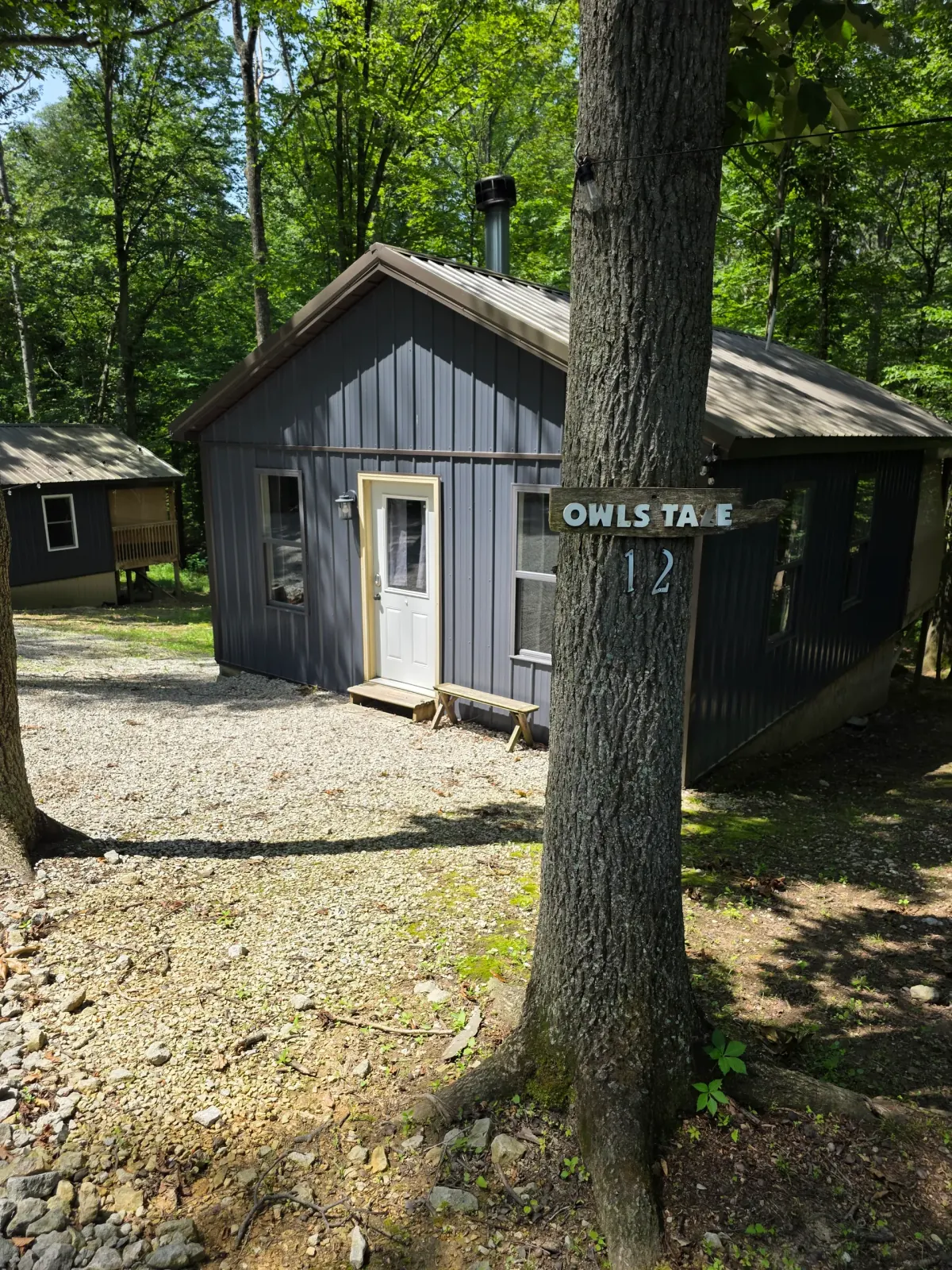 Owl's Tale cabin at Avenwood Cabins